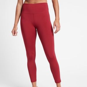 Athleta Elation Train 7/8 leggings PM